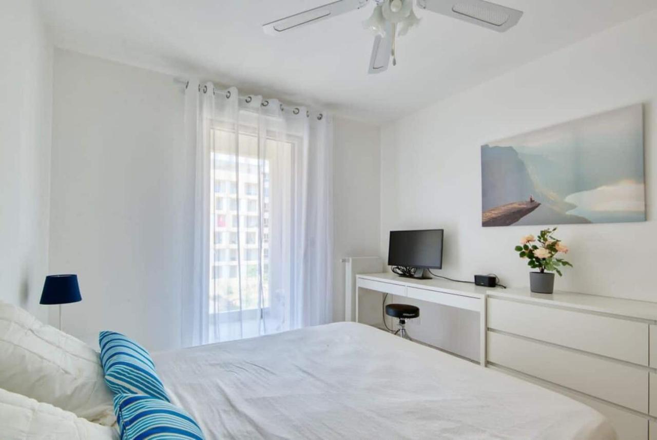 Le Fonction, Meuble 4 Etoiles, Avec Parking Boxe Apartment Aix-en-Provence Luaran gambar